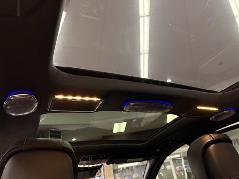 Used 2018 Mercedes-Benz Maybach S 560 4MATIC image 76