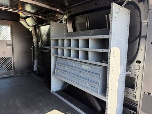Used 2015 Ford Transit 150 130 Low Roof RWD image 23