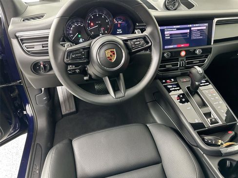 Used 2026 Porsche Macan Turbo AWD/4WD image 18
