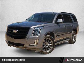 Used 2019 Cadillac Escalade Luxury w/ Escalade Sport Edition AWD/4WD video 1