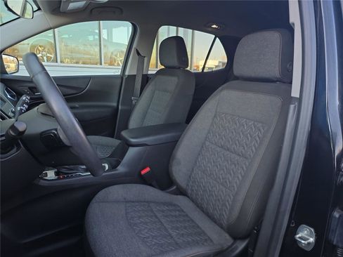 Used 2022 Chevrolet Equinox LT image 15