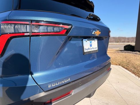 Used 2025 Chevrolet Equinox LT w/ Safety and Technology Package image 10