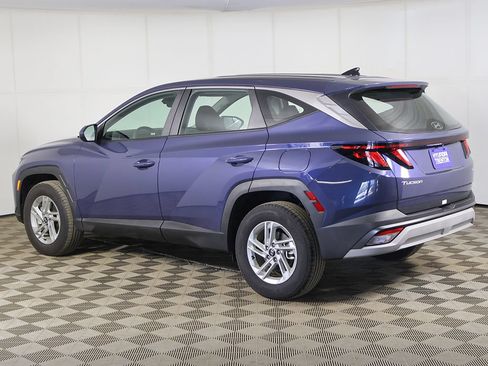 Used 2025 Hyundai Tucson SE AWD/4WD image 7