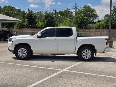Used 2022 Nissan Frontier SV w/ SV Premium Package RWD image 7