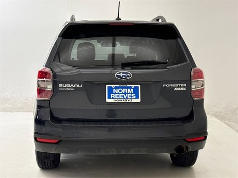 Used 2014 Subaru Forester 2.5i Touring image 9