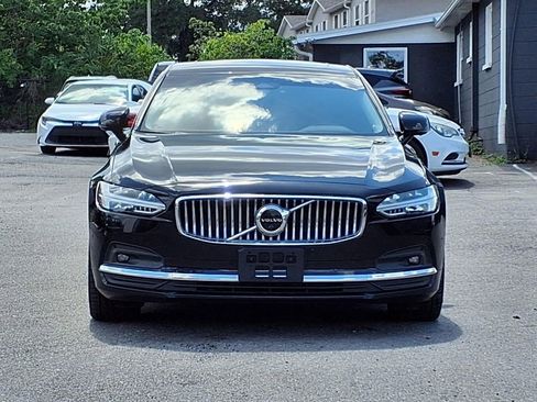 Used 2023 Volvo S90 B6 Plus AWD/4WD image 2