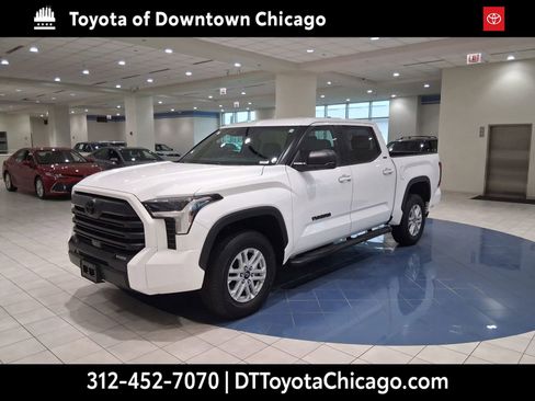 Used 2025 Toyota Tundra SR5 w/ SR5 Premium Package image 3