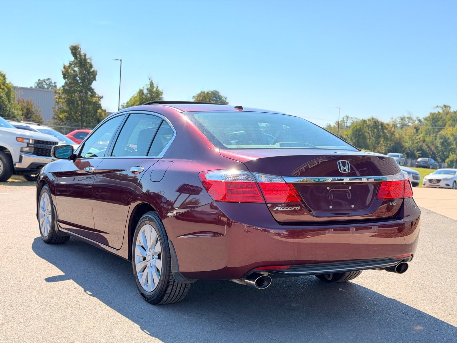 Used 2014 Honda Accord EX-L image 9