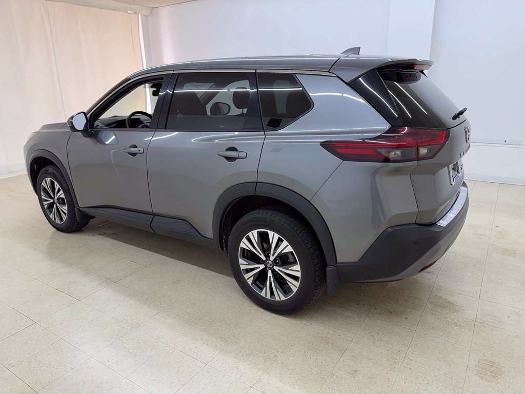 Used 2021 Nissan Rogue SV AWD/4WD image 3