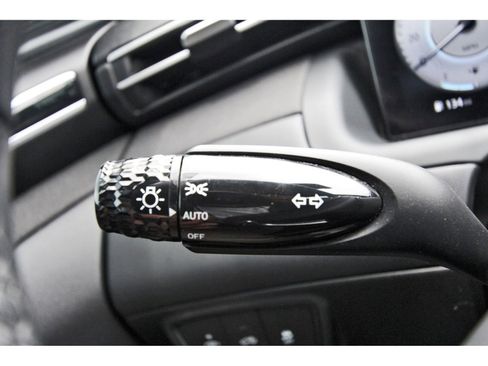 Used 2022 Hyundai Santa Cruz Limited AWD/4WD image 22