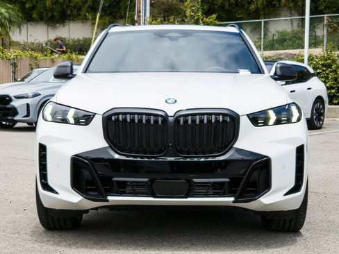 New 2026 BMW X5 sDrive40i w/ M Sport Package RWD image 3