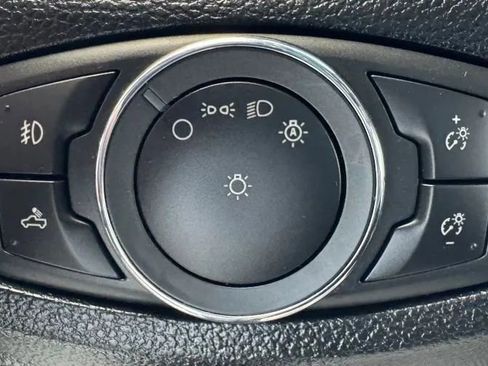 Used 2019 Ford F150 Lariat w/ Equipment Group 502A Luxury image 41