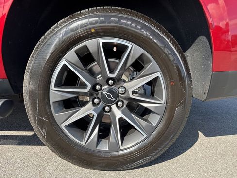 Used 2023 Chevrolet Tahoe Z71 w/ Luxury Package image 15