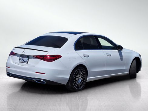 Used 2025 Mercedes-Benz C 300 Sedan image 4