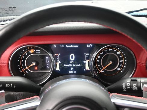 Used 2023 Jeep Wrangler Unlimited Rubicon 392 AWD/4WD image 11