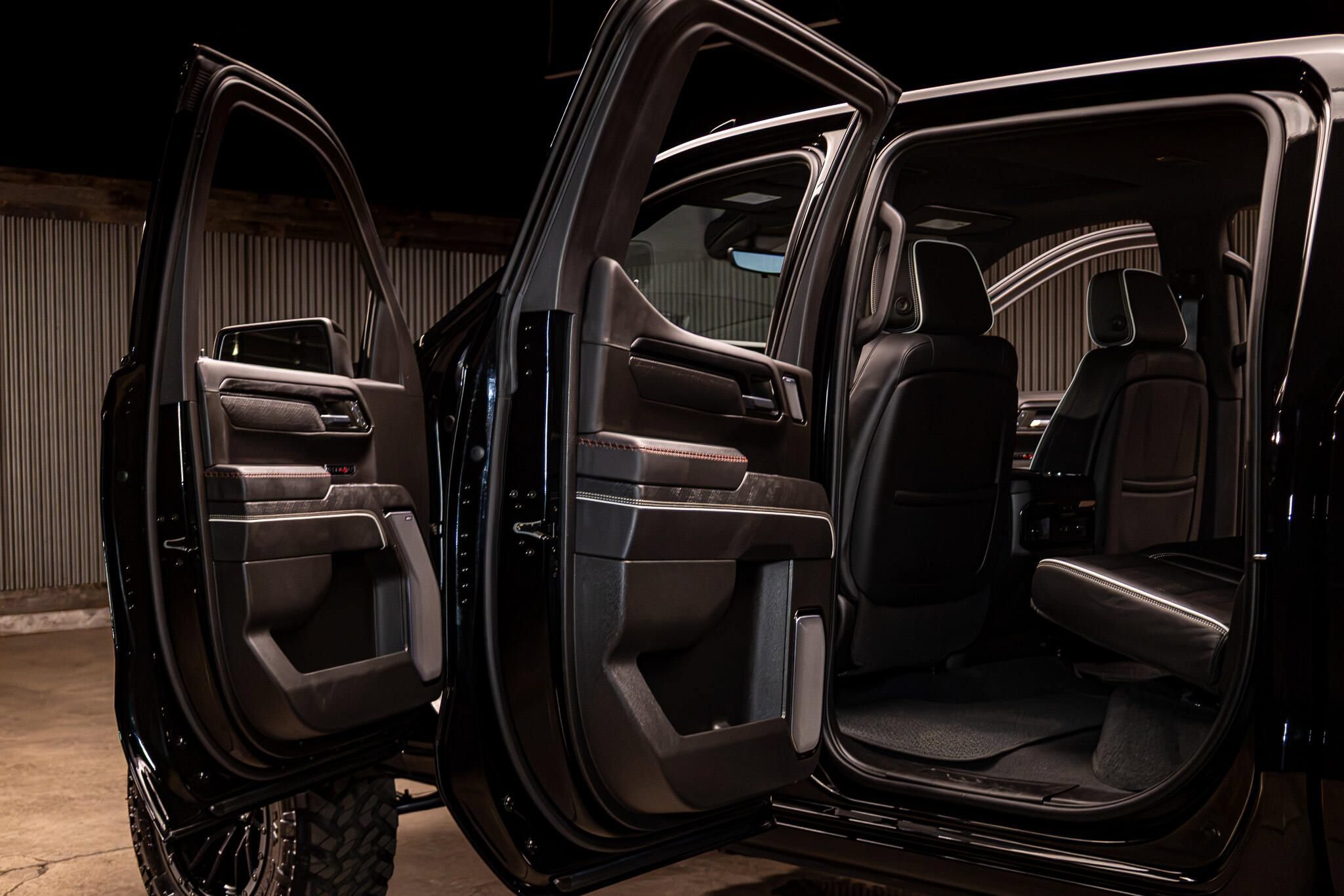 Used 2024 GMC Sierra 1500 AT4X AWD/4WD image 30