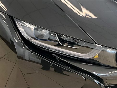 Used 2019 BMW i8 Coupe AWD/4WD image 24