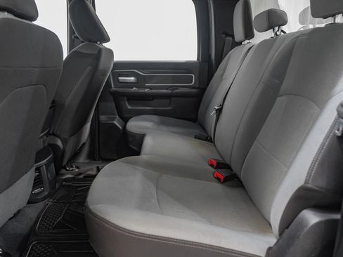 Used 2022 RAM 2500 Big Horn AWD/4WD image 39