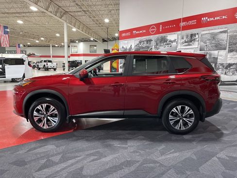 Used 2023 Nissan Rogue SV AWD/4WD image 7