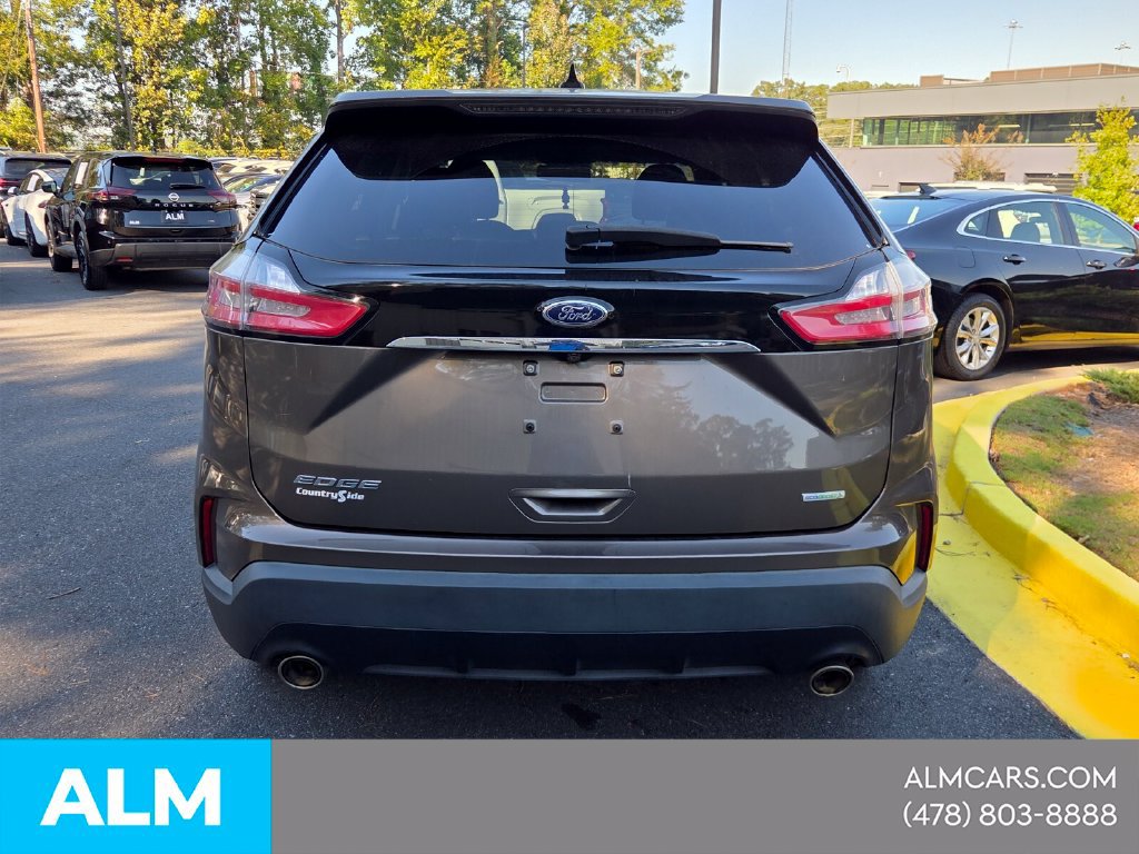 Used 2019 Ford Edge SE FWD image 4