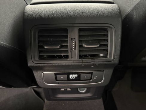 Used 2025 Audi Q5 2.0T Premium AWD/4WD image 25