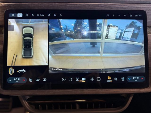 Used 2022 Rivian R1T Launch Edition AWD/4WD image 31