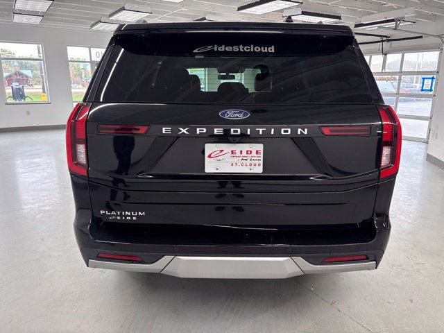 Used 2025 Ford Expedition Platinum AWD/4WD image 7