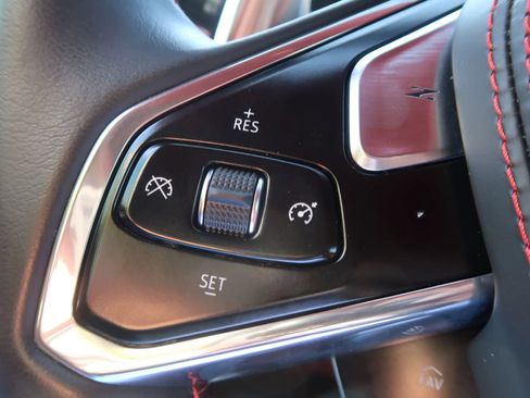 Used 2021 Chevrolet Corvette Stingray Premium Cpe w/ Battery Protection Package RWD image 34