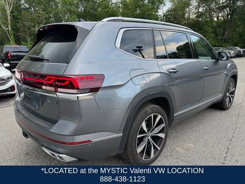 Used 2024 Volkswagen Atlas SEL Premium R-Line AWD/4WD image 5