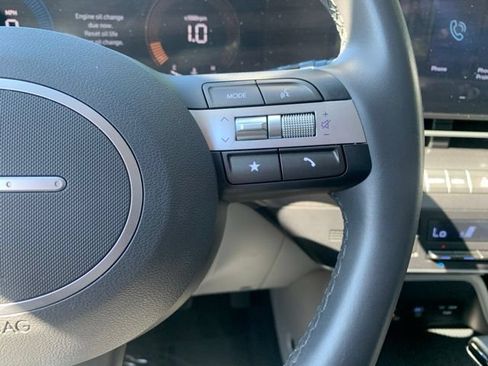 Certified 2025 Hyundai Kona SEL FWD image 19