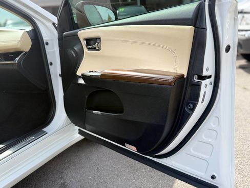 Used 2014 Toyota Avalon XLE Premium FWD image 95