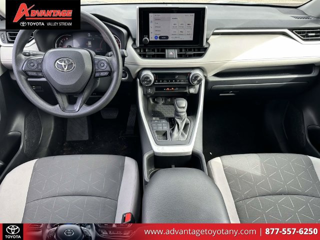 Certified 2025 Toyota RAV4 XLE AWD/4WD image 17
