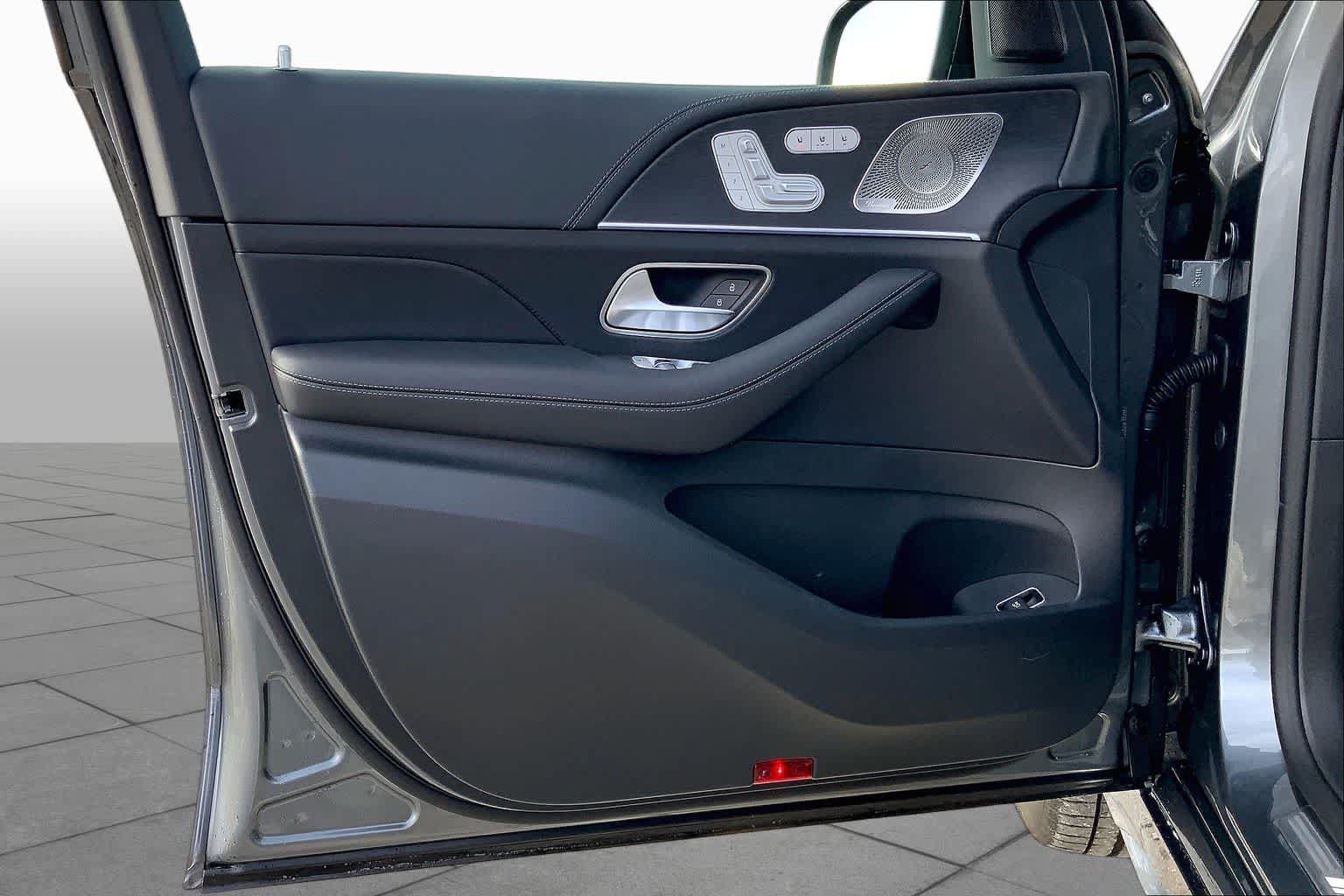 New 2026 Mercedes-Benz GLE 53 AMG 4MATIC image 14
