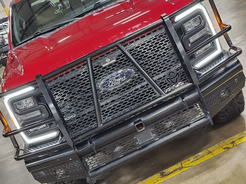 Used 2024 Ford F350 Lariat w/ Lariat Ultimate Package AWD/4WD image 19