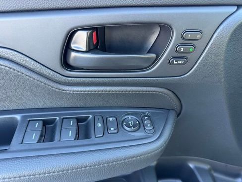 Used 2023 Honda Odyssey EX-L image 24
