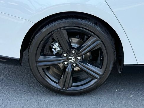 Used 2025 Honda Accord Sport image 14
