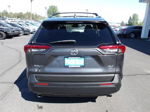 Used 2019 Toyota RAV4 XLE Premium w/ All Weather Liner Package AWD/4WD image 4