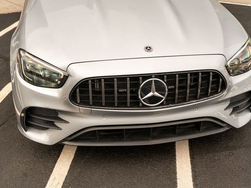 Used 2023 Mercedes-Benz E 450 Coupe image 5