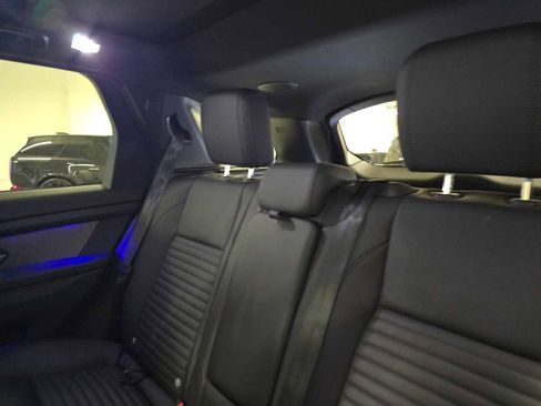 Certified 2025 Land Rover Discovery Sport Dynamic SE image 17