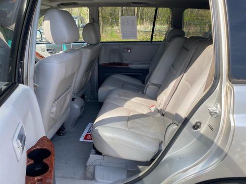 Used 2007 Toyota Highlander 4WD image 10