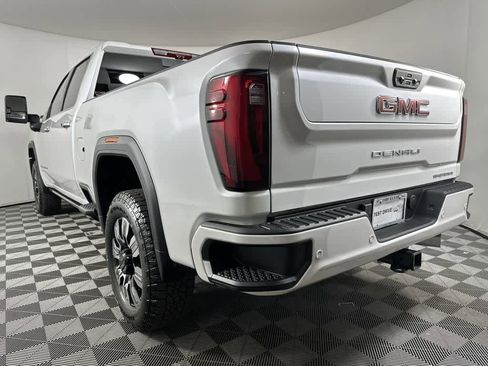 New 2025 GMC Sierra 2500 Denali w/ Denali Reserve Package image 7