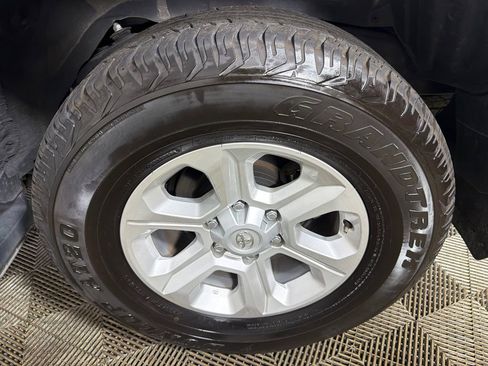 Used 2024 Toyota 4Runner SR5 Premium AWD/4WD image 20
