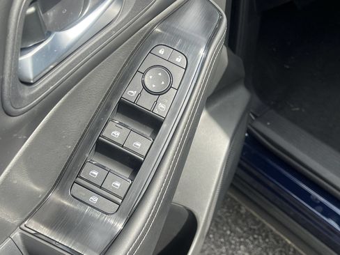 New 2026 Nissan Rogue SV FWD image 12