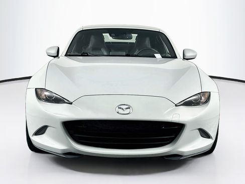 Used 2017 MAZDA MX-5 Miata RF Grand Touring RWD image 2