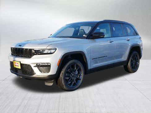 New 2025 Jeep Grand Cherokee Limited AWD/4WD image 3