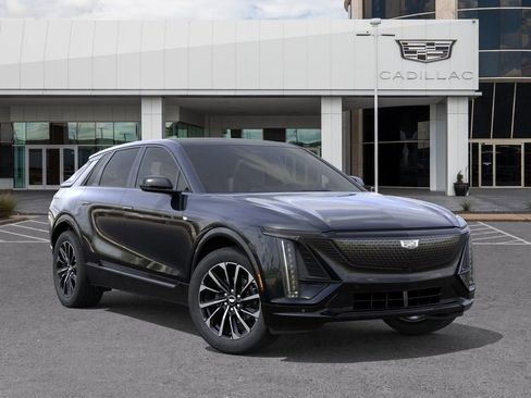 New 2026 Cadillac Lyriq Sport w/ LPO, Floor Liner Package AWD/4WD image 7