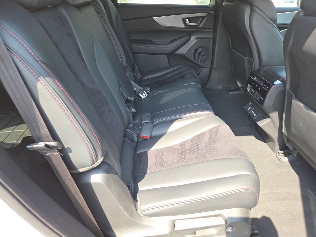 Used 2023 Acura MDX A-Spec AWD/4WD image 5