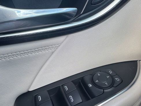 Used 2021 Buick Envision Preferred FWD image 20
