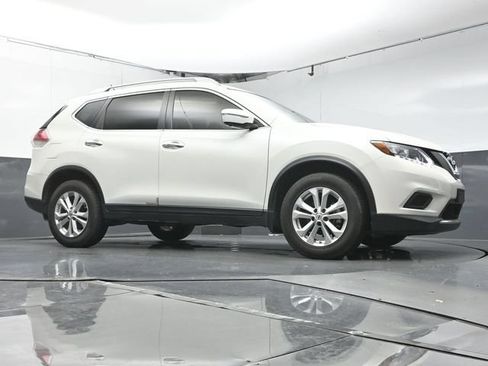 Used 2015 Nissan Rogue SV w/ SV Premium Package FWD image 53