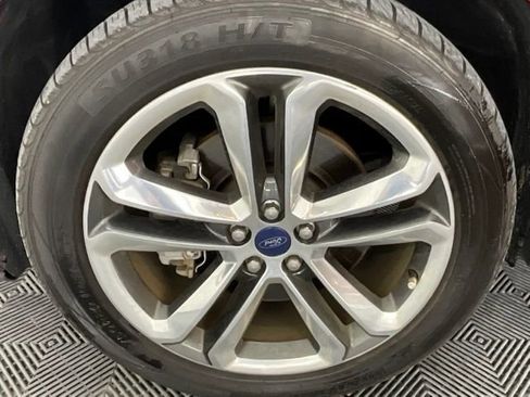 Used 2018 Ford Edge Sport w/ Technology Package AWD/4WD image 30